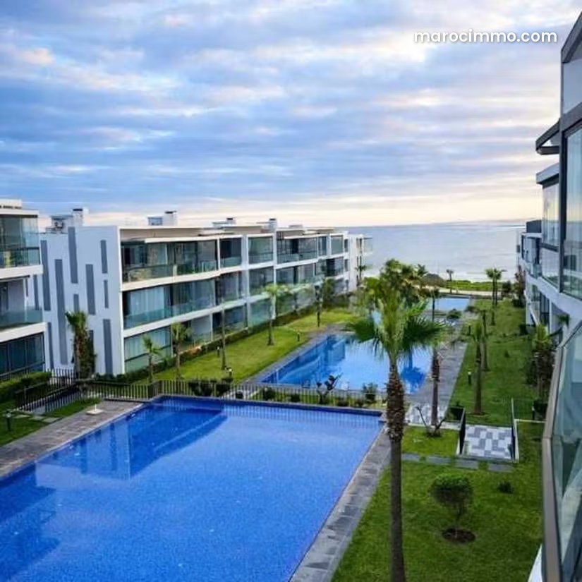 Appartement à louer à Dar Bouazza, 131 m² avec jardin — Dar Bouazza