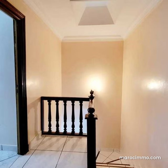 Appartement à Vendre de 283.0 m² à Casablanca, Gauthier — 2