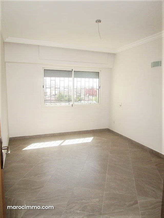 Appart 3ch salon 126m2 à Quartier Palmier — 3