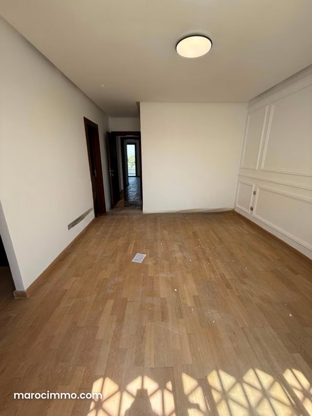 Eagle Hills Appart de haut standing en location — 2