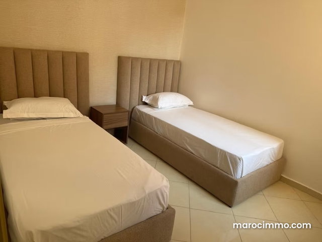 Spacieux appartement meublé à louer — 3