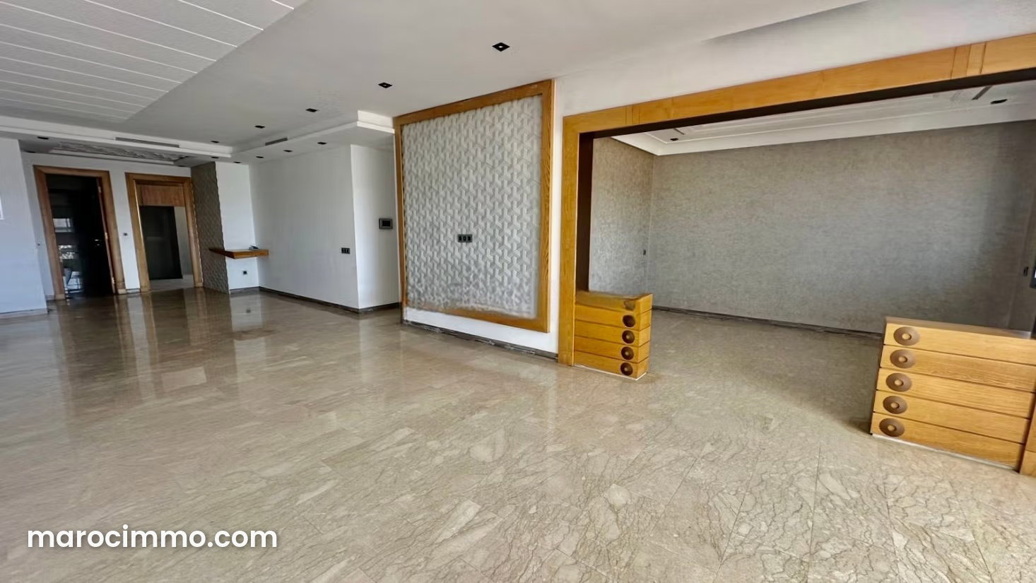 Appartement meublé 185 m² avec terrasse à Riyad Rabat — Rabat