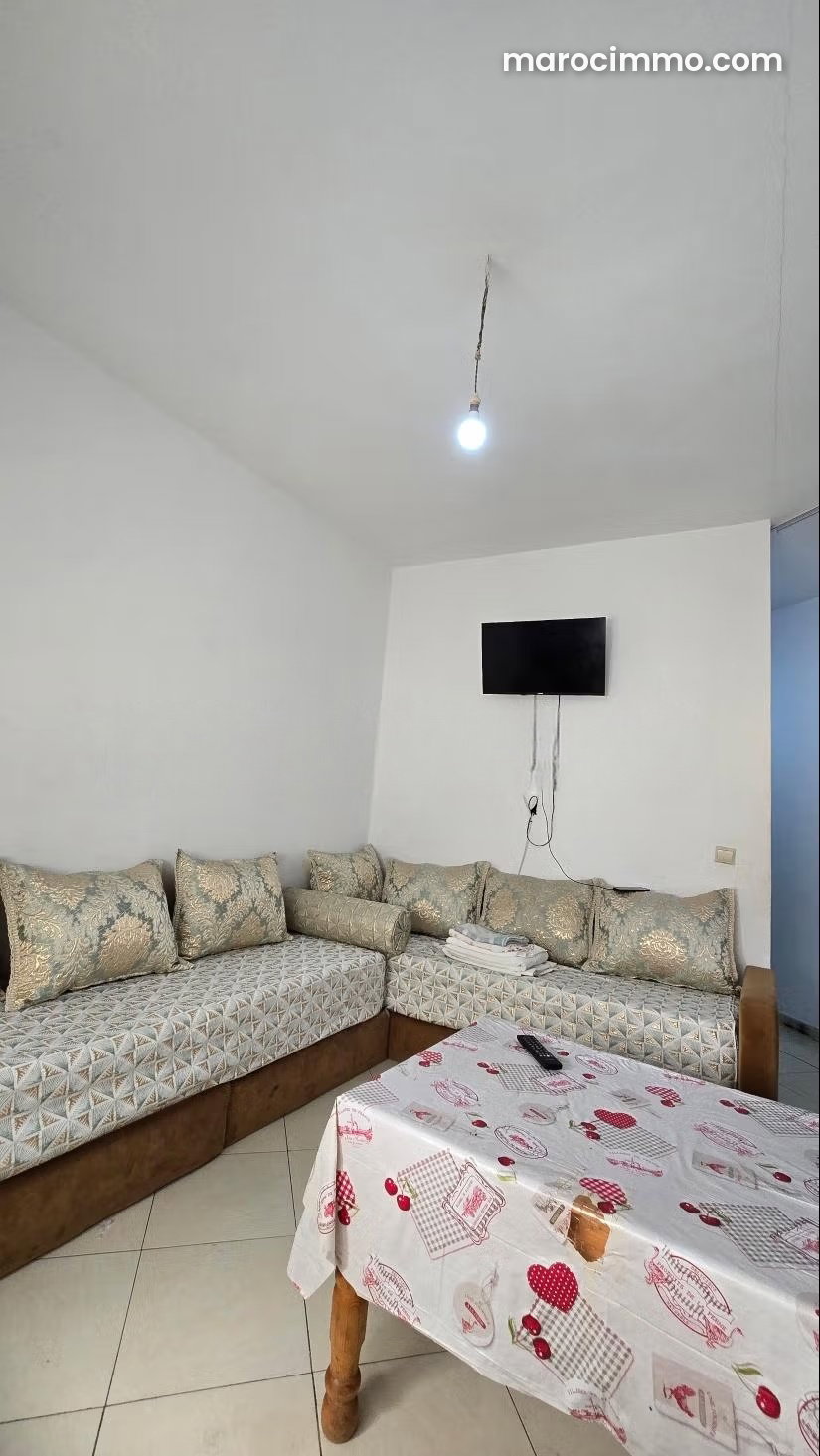 Appartement meublé avec terrasse et vue montagne à Martil — Martil