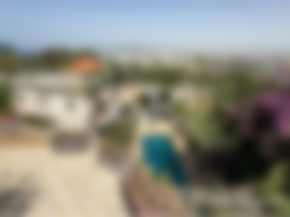 فيلا فاخرة بإطلالة بحرية في جبل الكبير طنجة