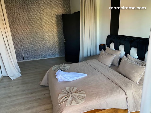 Splendide villa à vendre à Route de l'Ourika. 4 pièces confortables — 3
