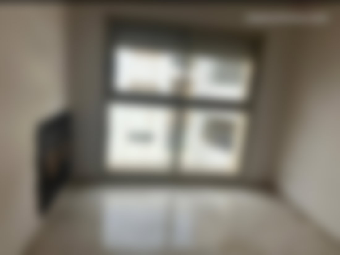 شقّة رحبة مع شرفة خاصة للإيجار بحي الرياض الرباط