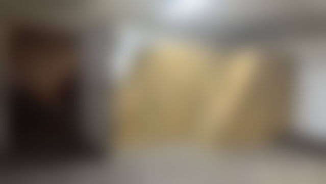 محل واسع للكراء بحي الأميرات في الدار البيضاء — 3