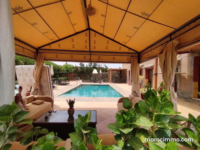Location villa de haut standing à Route de Tahanaout. 6 pièces confortables. Meublé — 5