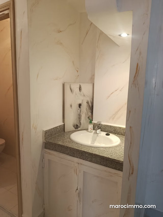 Apartment for sale in Majorelle. 86 m² surface area. Keyed door and double glazing system — 2