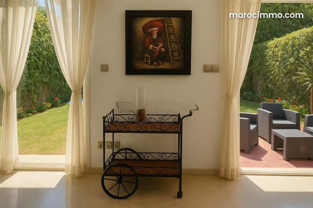 BELLE VILLA à louer MEUBLÉE à AIN DIAB extension — 3