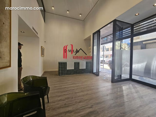 Local commercial aménagé RACINE — Casablanca