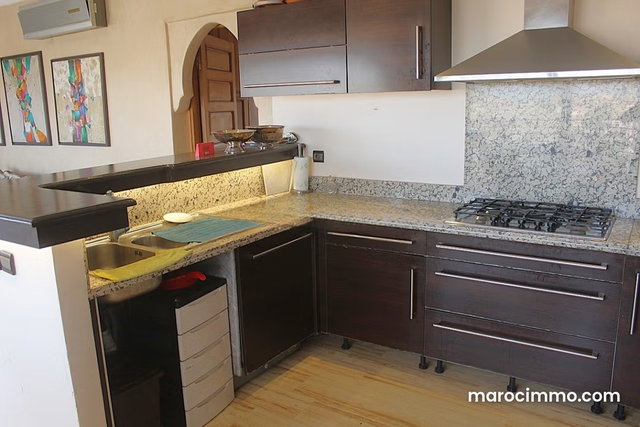 Trois chambres VIDE ou MEUBLE avec grande terrasse — 3