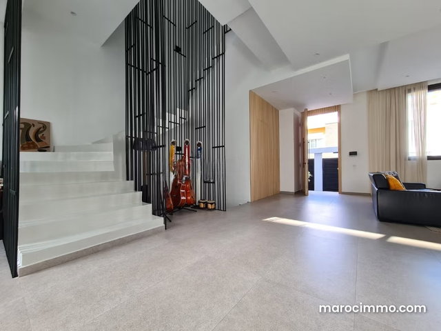 Superbe villa d'architecte, de 2021, en bande — 4
