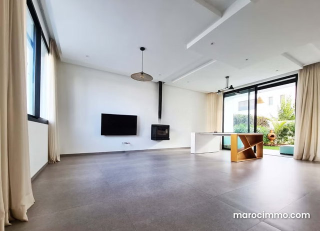 Superbe villa d'architecte, de 2021, en bande — 3
