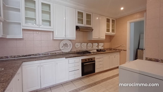 Appartement à louer 145 m², 3 chambres Triangle d'Or Casablanca — 4
