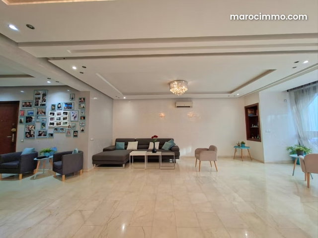 Gauthier – appartement spacieux de 3 chambres — 4