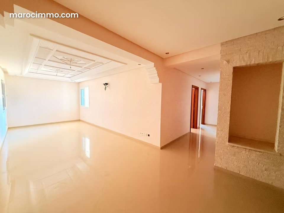 Appartement vide type 3 résidence tazerzit hay Mohammadi agadir
