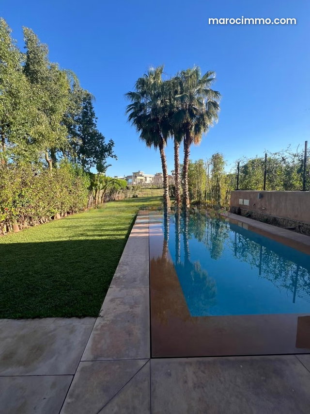 Luxurious villa for rent with possible subletting in Route de Tahanaout. 4 comfortable bedrooms. Furnished — 2