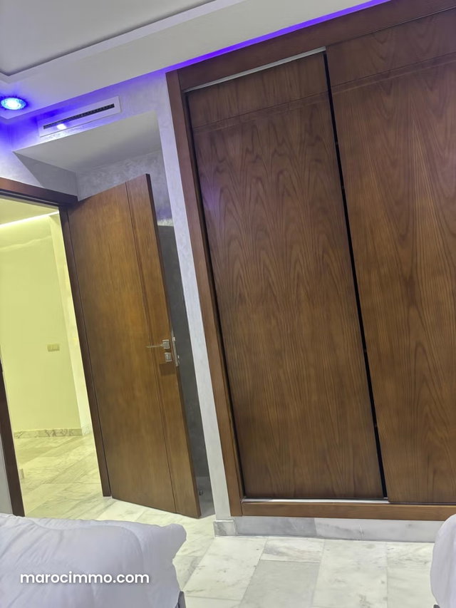Appartement meublé à louer Centre près de la plage — 5