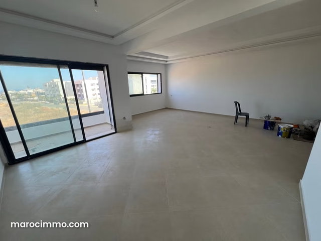 Beautiful Apartment for Rent in Harhoura. Total Surface 180 m². With Elevator and Terrace — 4