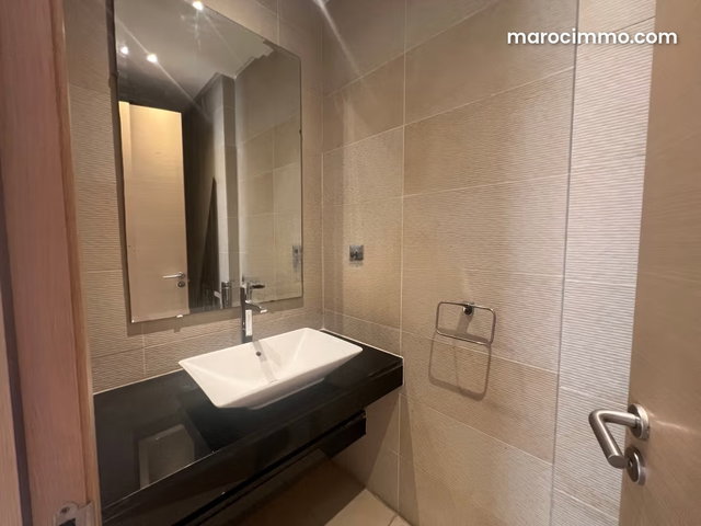 À LOUER – Magnifique appartement à Prestigia — 4