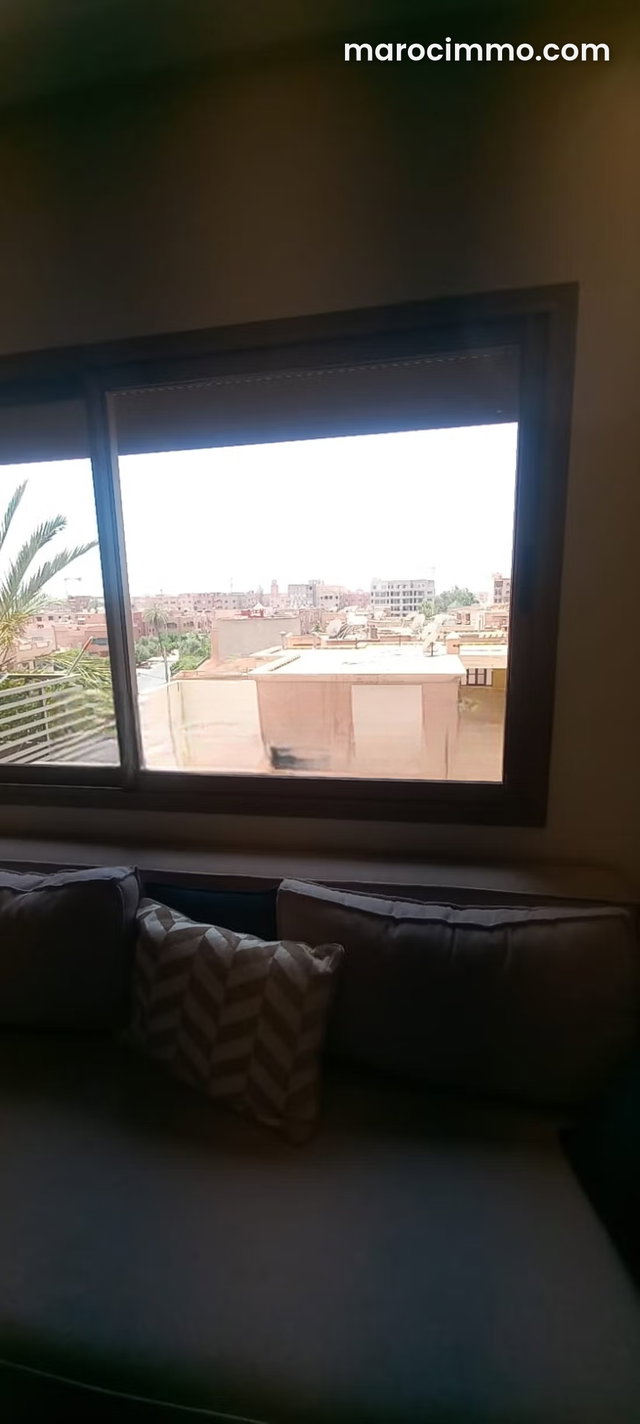 Bel appartement meublé à louer — 4