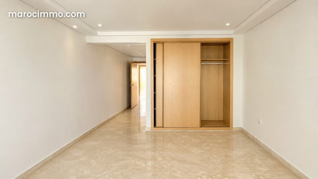 Appartement haut standing de 117 m² à louer vide – Longue durée à Maârif, Casablanca — 2