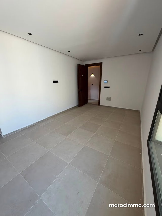 Appartement à vendre — 2