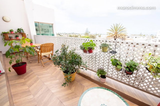 Magnifique studio avec terrasse vue dégagée à louer — 2