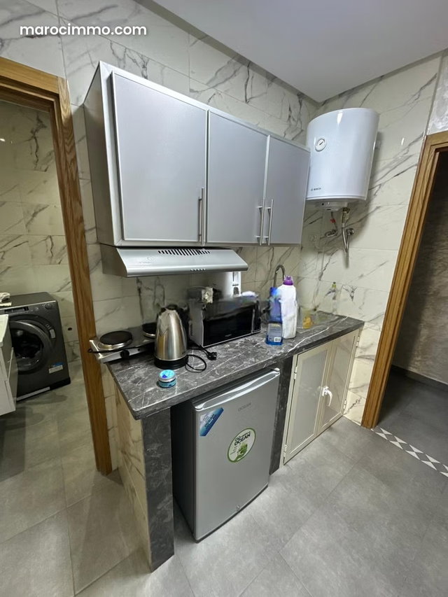 Studio meublé a louer a Agdal 8000dh — 4