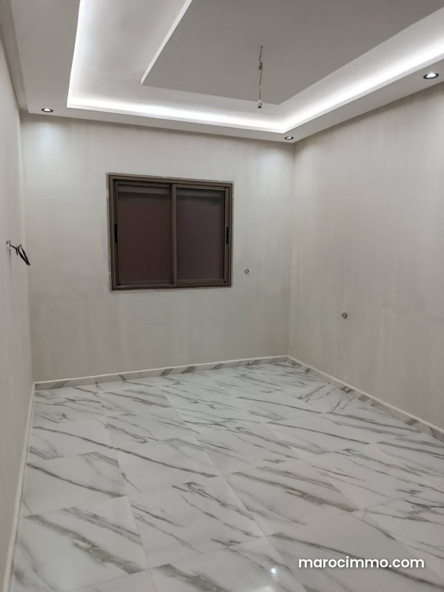 Appartement à l'achat à Mhamid. 6 pièces. Porte blindée, sécurité — 2