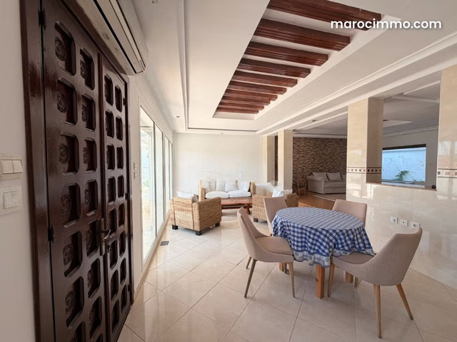 Belle villa à louer MEUBLÉE à JBEL KBIR TANGER — 4