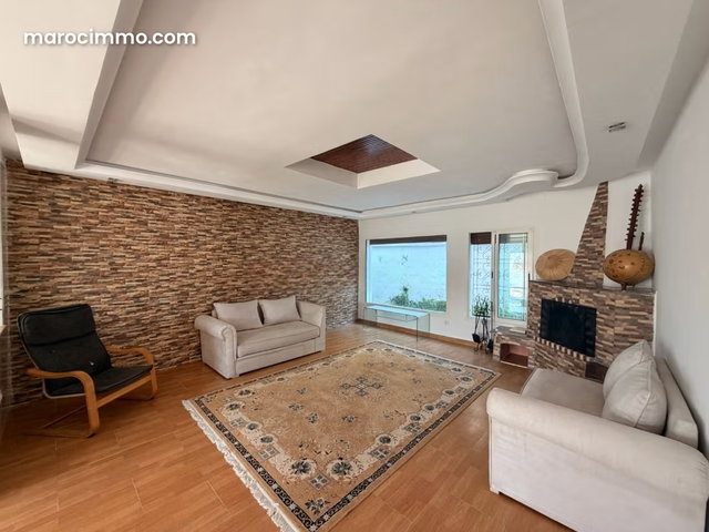 Belle villa à louer MEUBLÉE à JBEL KBIR TANGER — 3