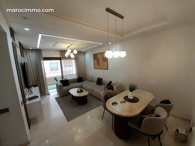 Superbe appartement 3 chambres résidence piscine — 2