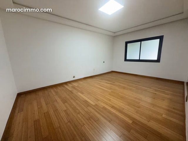 À vendre appart sur gauthier — 4