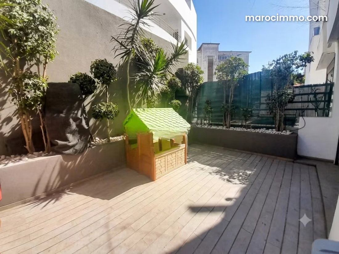 Appartement meublé avec terrasse à louer à Ferme Bretone, Casablanca — Casablanca