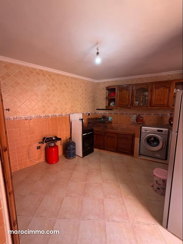 Appartement à louer à Route de Safi. 3 belles chambres. Double vitrage et chauffage central — 5
