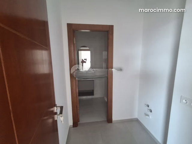 Bureau à louer 114 m² Mozart Tanger — 5