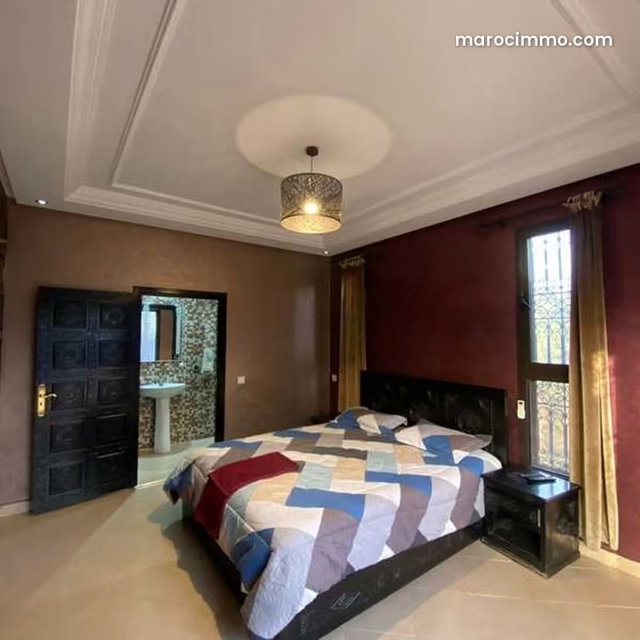 Villa à Vendre de 1452.0 m² à Marrakech, Route De L'Ourika Agdal — 4