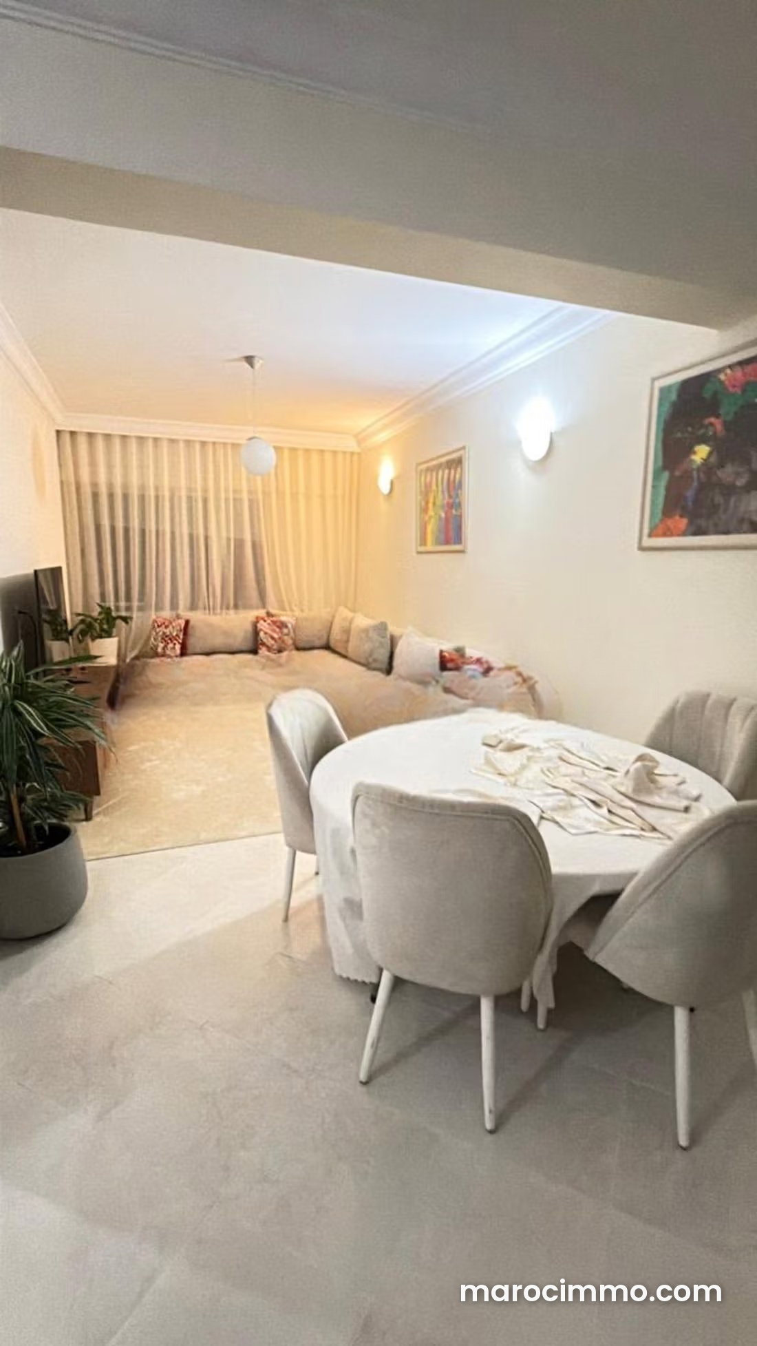Appartement 100 m² à louer à Agdal Rabat avec garage — Rabat