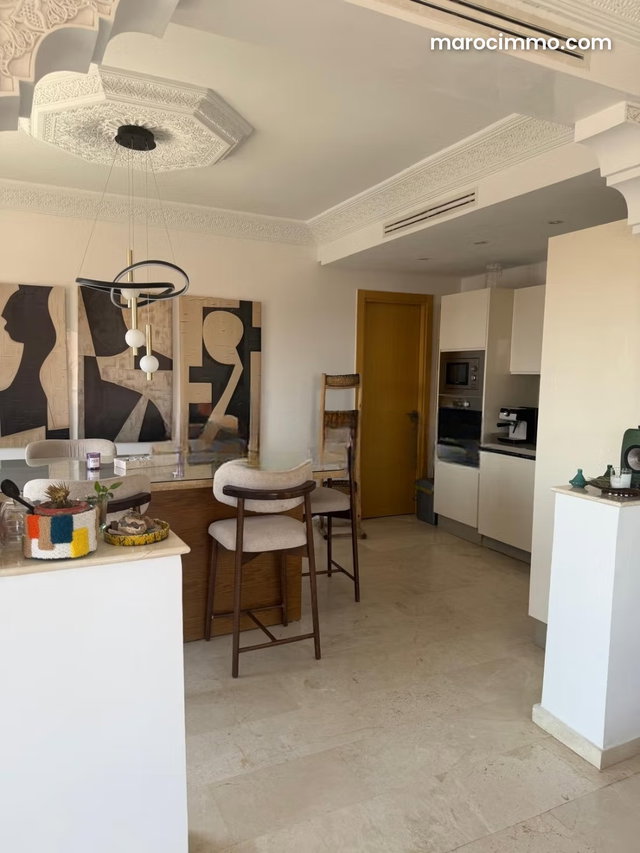 Appartement en vente à Guéliz. 3 chambres agréables. Bien meublé — 5