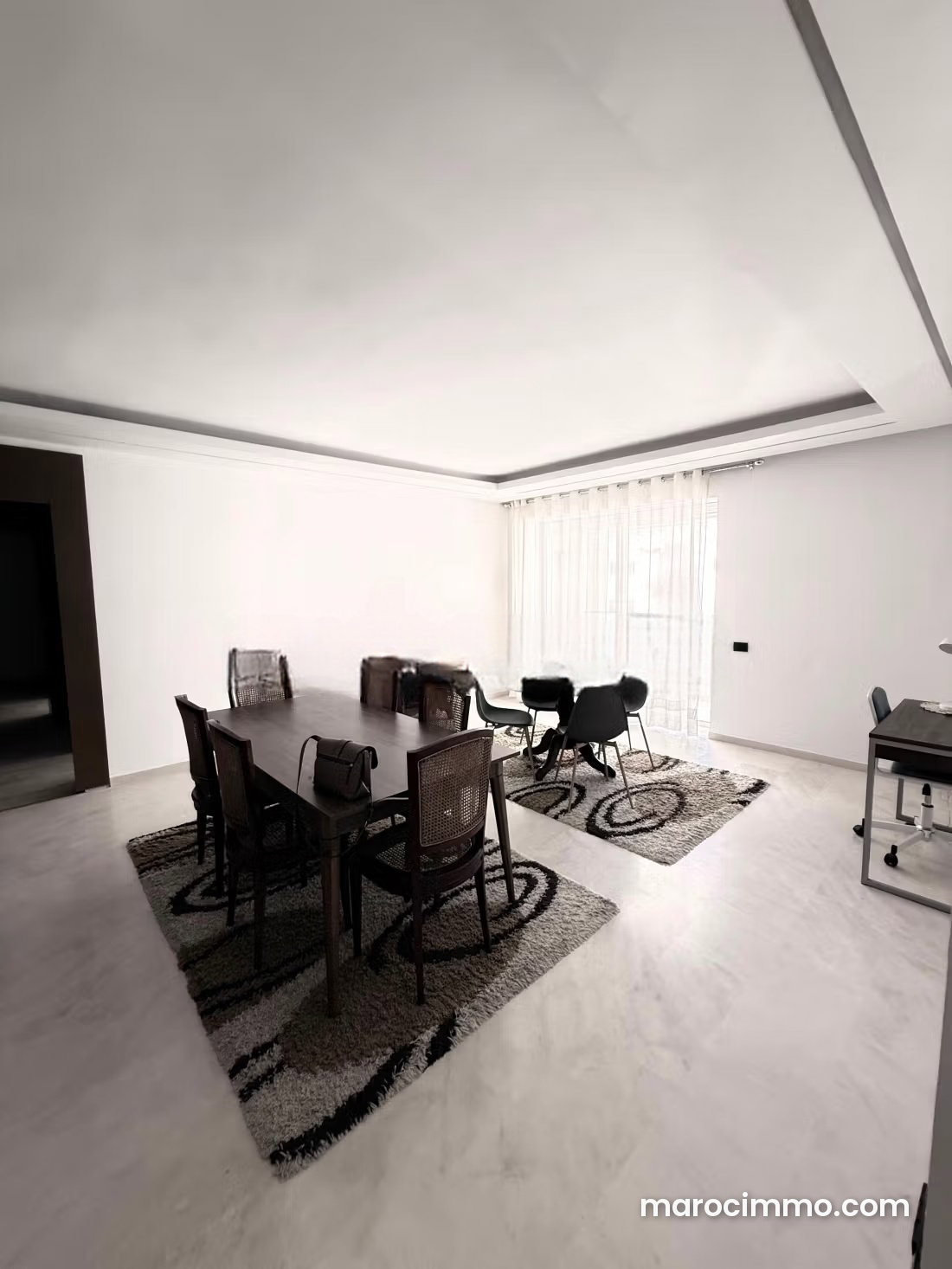 Appartement meublé avec terrasse à Agdal Rabat 6e étage — Rabat