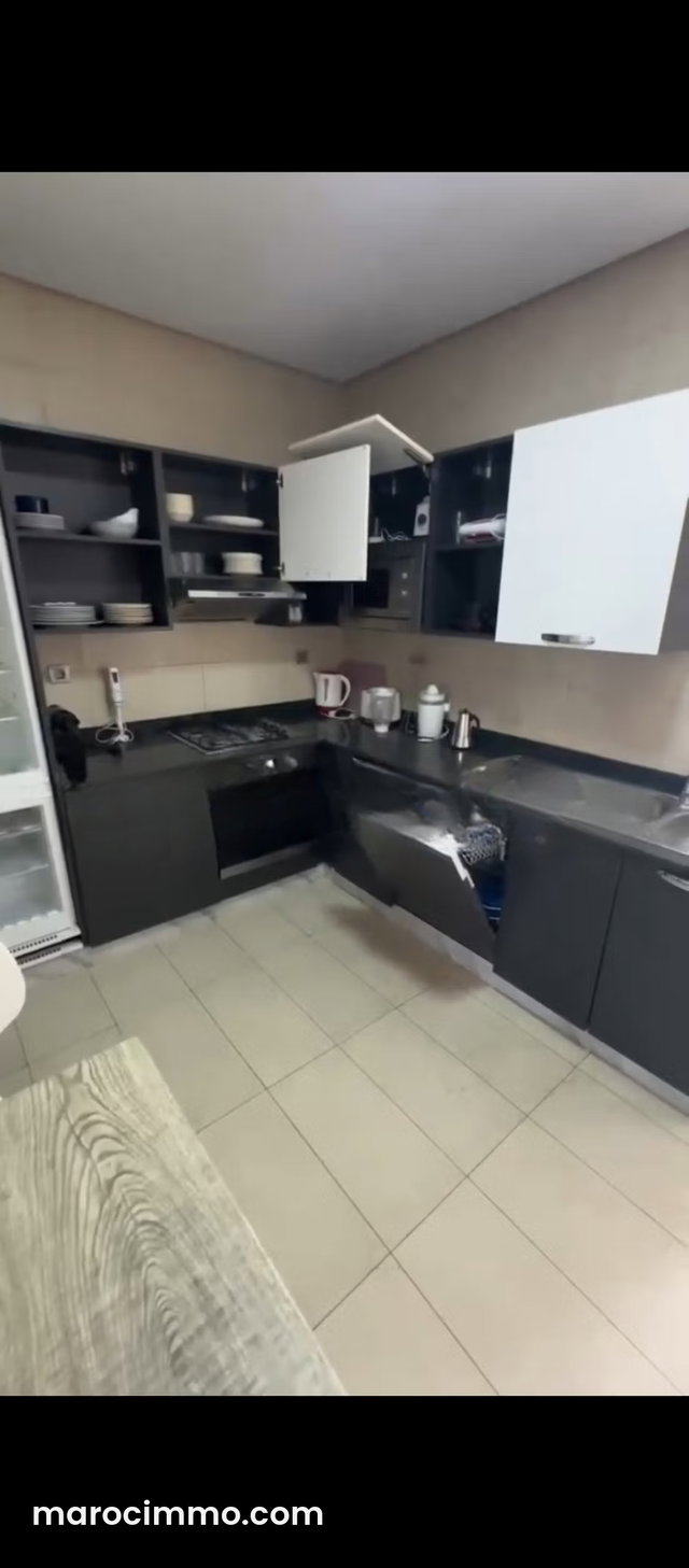 Location d'un appartement à Riyad. 2 grandes pièces. Grand balcon — 5
