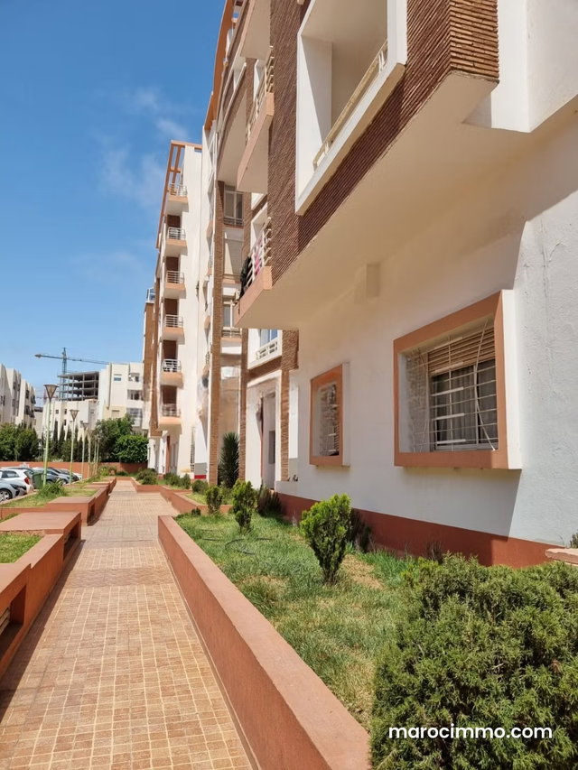 À vendre : Appartement dans le quartier Mohammedi. Superficie totale 88 m² — 2