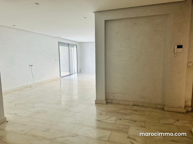 Appartement de Prestige en Rez de Jardin avec Jardin Privatif — 5