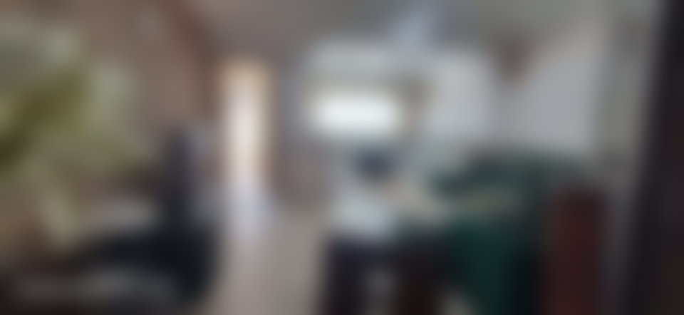 شقة مشرقة مع شرفة للبيع بمرس السلطان الدار البيضاء