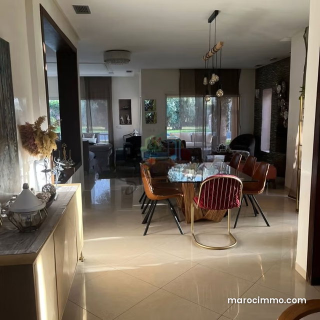 Vente villa de luxe à Route de l'Ourika. 3 belles chambres. Bien meublé — 4