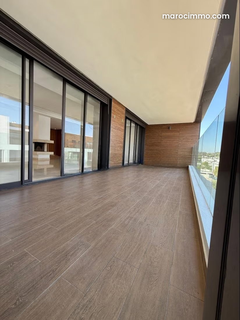 Appartement 175 m², 3 chambres avec terrasse, Souissi, Rabat — Rabat
