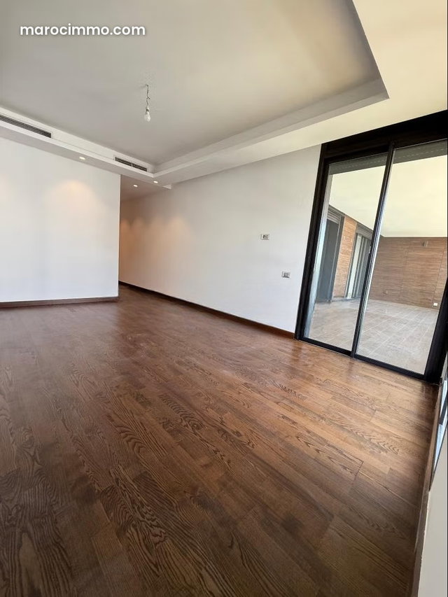 3 Bedroom Apartment for Rent with Servant's Room — 5