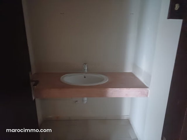 À louer – Superbe appartement de 184 m² à Hay Riad — 4